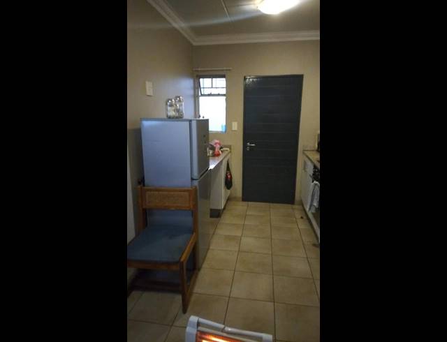 2 BEDROOM APARTMENT FOR SALE IN FLEURHOF